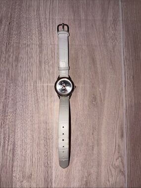 Disney Classic Minnie Nurse White Simulated Leather Strap